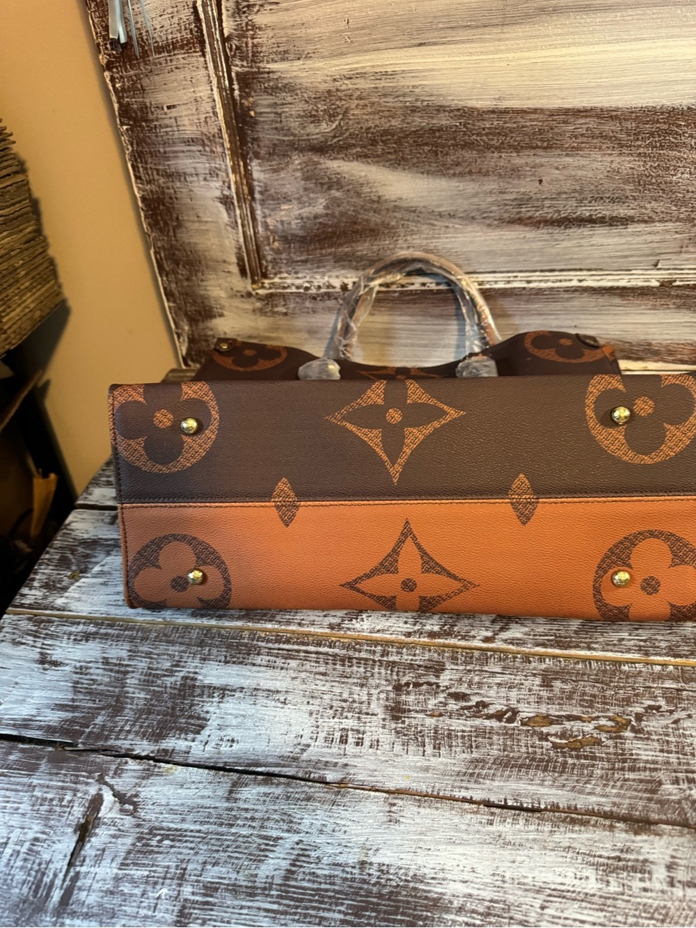 Brown Monogram Large Tote Bag - Picture 5 of 9